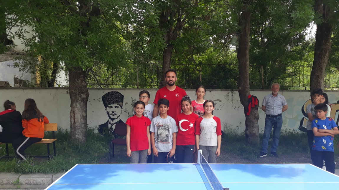Okulumuz öğrencileri masa tenisi turnuvasına katıldı